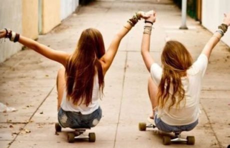 15 סיבות לכך שאחותך הגדולה היא הדבר הכי מדהים שקרה לך בחיים