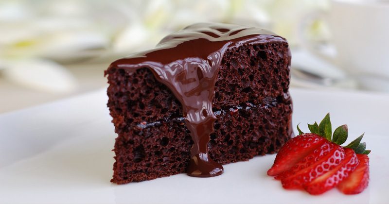 עוגת שוקולד פאדג' 2 שכבות – ממכרת במיוחד!