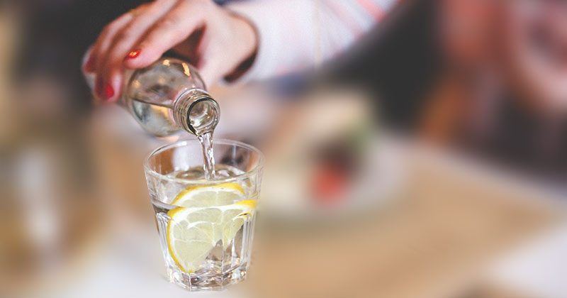 שתיית כוס מים 30 דקות לפני כל ארוחה, למה זה כל כך מועיל?